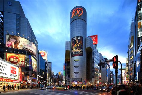 A cultural spot in <strong>Shibuya</strong> that has it all: trendy shops, alleys, a park, sports facilities. . Shibuya 109